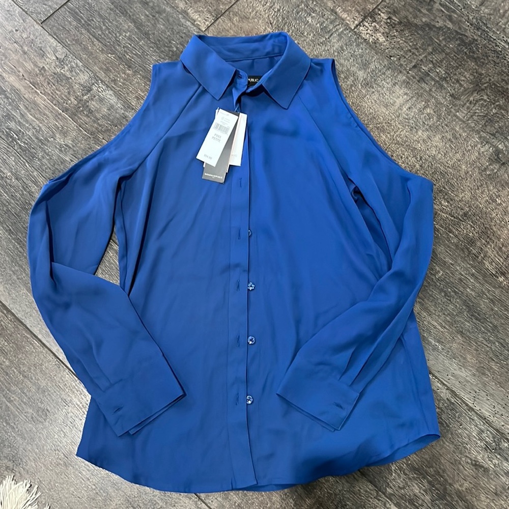 Blue blouse with open shoulder